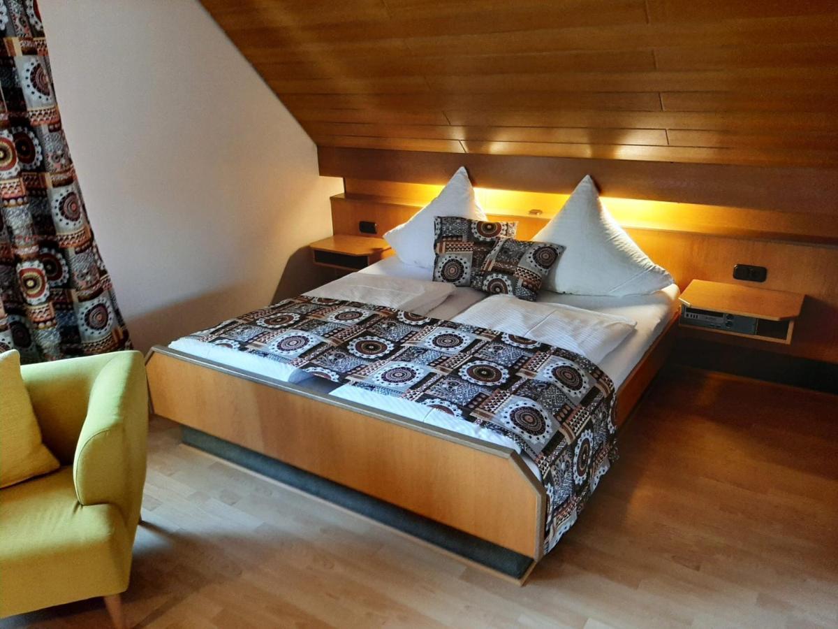 Gasthof Hirsch Schollbrunn Luaran gambar